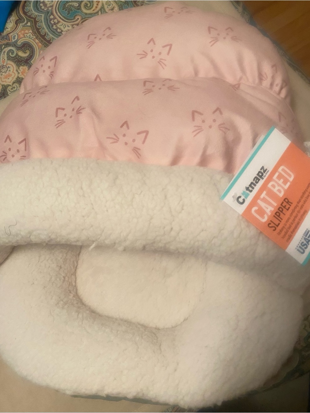 Catnapz Cat Bed Slipper - Coral & White Packaging
